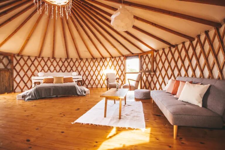 Yamay ecoturismo, ofrece glamping en yurtas inspiradas en viviendas utilizadas por los nómades en las estepas de Asia