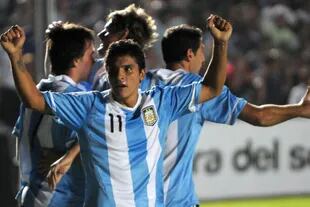 Cristian Chávez festeja un gol con la camiseta de la selección argentina