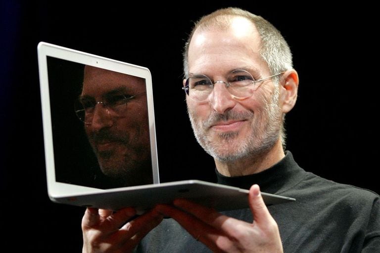Efemérides del 5 de octubre: hoy se cumple un nuevo aniversario de la muerte de Steve Jobs