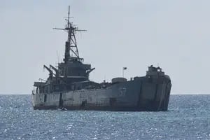 El reclamo de China por un barco encallado filipino amenaza con convertirse en un conflicto entre superpoderes
