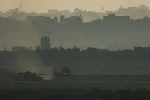 Las tropas israelíes volvieron a atacar sectores de Gaza de los que se había retirado