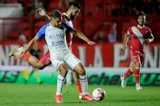Argentinos y Godoy Cruz empataron 0-0 en un flojo partido que los alejó de las copas