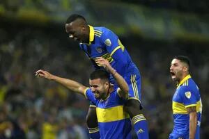 Boca festejó la clasificación a los octavos de final de la Copa Libertadores, con el costo de los lesionados
