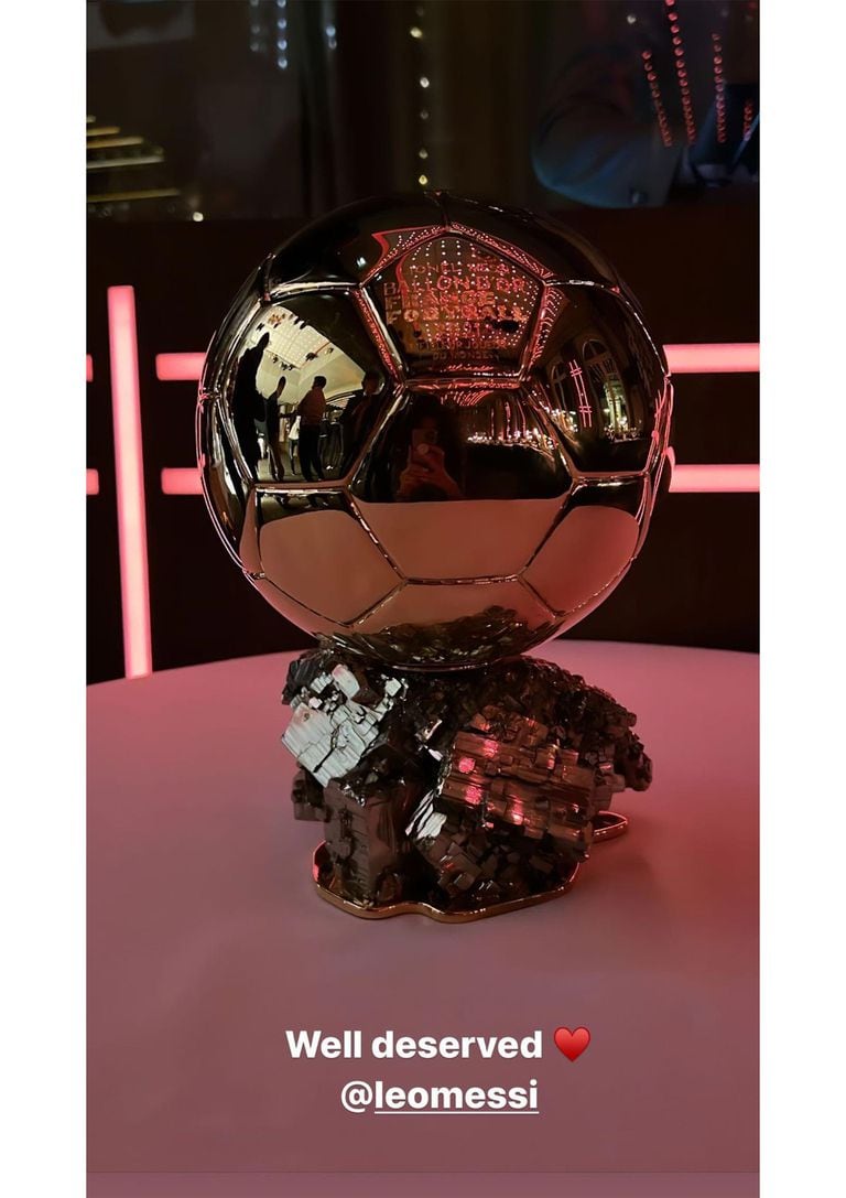 Celebración de Messi por el séptimo balón de oro
