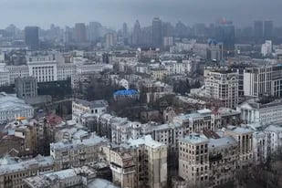Vista de la capital de Ucrania, Kiev, el 24 de febrero de 2022. (AP Foto/Emilio Morenatti)