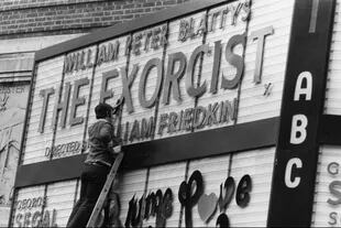 Cartel de El estreno de El exorcista.
