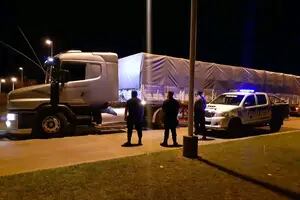 Contrabando de soja: detectan más camiones con destino a Brasil