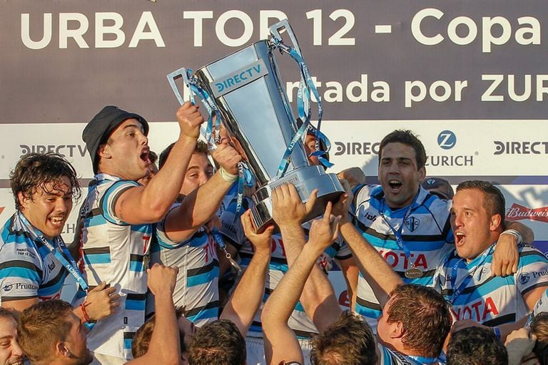 SIC, último campeón del torneo de la URBA en 2019, tras vencer en la final a Belgrano. 