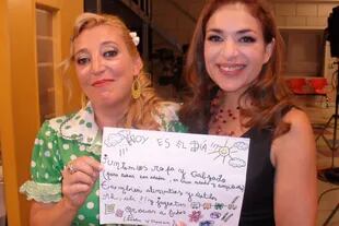 Junto a Claribel Medina, su compañera en la tira infatojuvenil Consentidos
