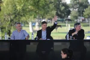 Tras el traumático cierre de listas, Máximo Kirchner y Kicillof inauguraron la “mesa de campaña” bonaerense