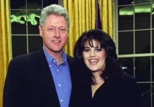 Mónica Lewinsky con Bill Clinton, en la Casa Blanca