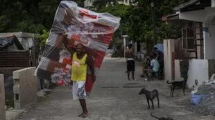 Die kubanischen Behörden richten Notunterkünfte im Westen Kubas ein (Credit: Video capture/Univision)