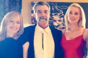 Revelan chats entre los padres de Amber Heard y Johnny Depp que podrían complicar a la actriz