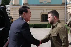 De visita en Kiev, el presidente surcoreano promete “ampliar la escala” de ayuda militar y humanitaria