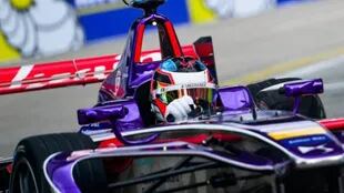 Pechito López debió abandonar en la primera vuelta, en su debut en la Fórmula E