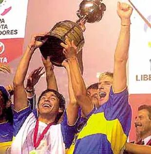 Hizo la América: Cristian Traverso y Martín Palermo levantaron la Copa Libertadores; Boca la recuperó después de 22 años de frustraciones 
