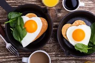 El huevo es un alimento rico, sano y saludable, sin gluten ni lactosa, sin conservantes ni aditivos. Es apto celíacos, diabéticos e intolerantes a la lactosa