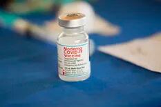 Moderna prepara el desembarco en el país de su nueva vacuna contra el Covid-19: cuándo llegaría
