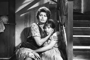 Sophia Loren se convirtió en la primera actriz en ganar el Oscar por una película que no estaba hablada en inglés con Dos mujeres