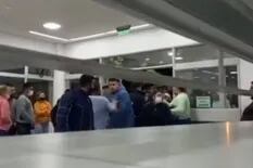 Familiares de un paciente se enfrentaron con enfermeros y policías en un hospital de Moreno