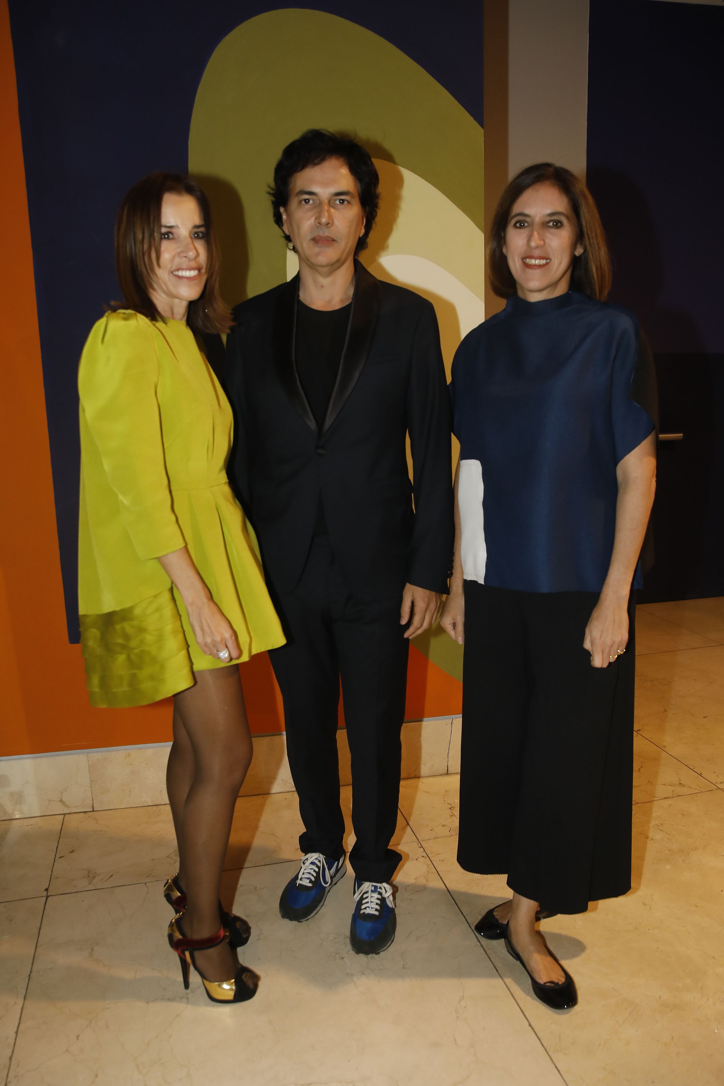 Inés Etchebarne Mihanovich, Álvaro Rufiner, del equipo de Dirección del Moderno, y Victoria Noorthoorn
