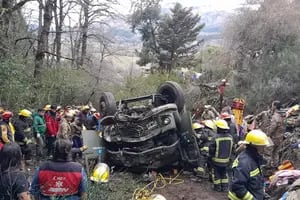 Descartaron fallas mecánicas en el camión del Ejército que cayó al vacío en San Martín de los Andes