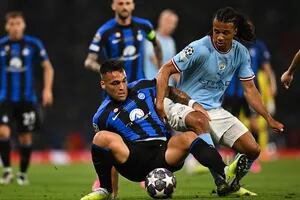 Manchester City tuvo las oportunidades más claras, pero Inter lucha y dicta el ritmo del partido