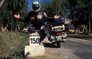 En 1997,  el Libro de Récords Guinness nombró a Emilio Scotto como “El más grande viajero de la historia en motocicleta” tras recorrer más de 735.000 kilómetros, durante 10 años