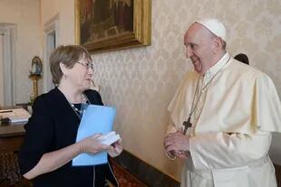 Vaticano: Francisco recibió a Bachelet y hablaron de la situación en Venezuela