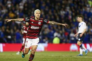 Nada detuvo en Liniers a Flamengo, que apabulló con cuatro goles al último argentino en la Copa