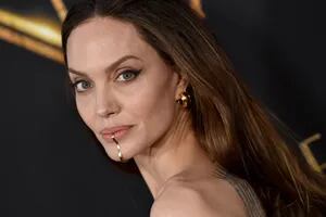 Angelina Jolie difundió el desesperado pedido de una mujer afgana