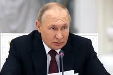 Putin firma una ley que endurece penas contra quienes no se sumen al ejército