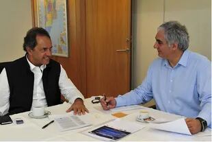 Scioli se reunió ayer con Santiago Montoya, con quien supervisó Provincia Net, la empresa de tecnología del Grupo Banco Provincia