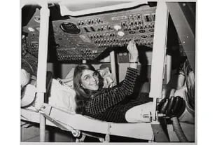 Margaret Hamilton en 1969, a bordo del Apollo 11, antes del despegue
