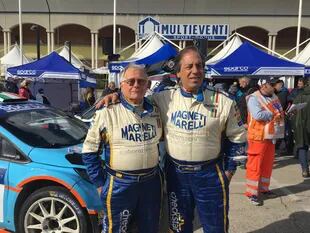Jorge del Buono, junto al uruguayo Gustavo Trelles, piloto uruguayo de rally con el que marcó una época