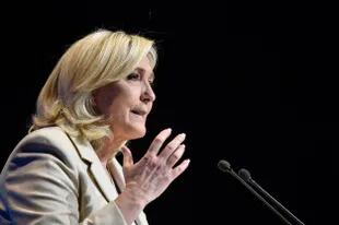 A los 54 años, en su tercer intento de ingresar al Palacio del Elíseo por la puerta grande, la candidata Marine Le Pen convirtió a su fuerza política en una verdadera alternativa de poder