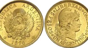 La de 5 pesos también era de oro, pero en  los 90 hubo una fiebre por el oro y terminaron liquidándose por 800 pesos/ dólares