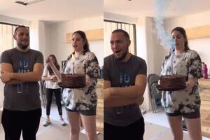 Cometió un gracioso error con la torta de cumpleaños de su novio y se hizo viral