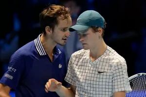 A qué hora se juega la final del Masters 1000 de Miami, entre Sinner y Medvedev