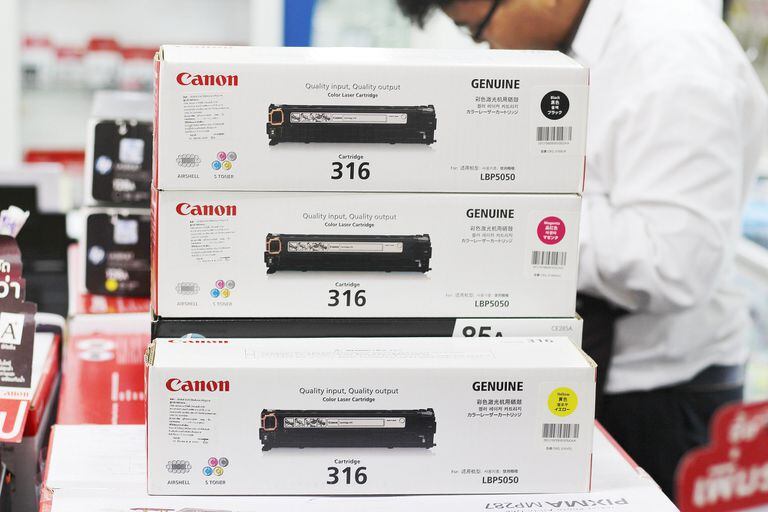 Canon está vendiendo tinta que sus impresoras identifican como falsa: cómo resolver el problema