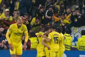 Gerónimo Rulli atajó todo, Villarreal goleó a Juventus y está en cuartos de la Champions