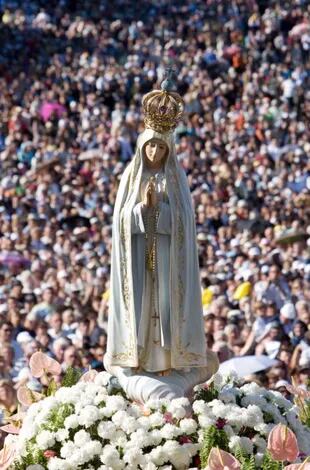 Cada año asisten millones de peregrinos al Santuario de la Virgen de Fátima