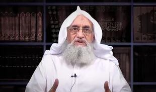 Ayman al Zawahiri, líder de Al Qaeda, durante uno de sus ultimos videos difundidos