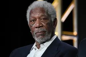 El abogado de Morgan Freeman le pide a la CNN que se disculpe con el actor