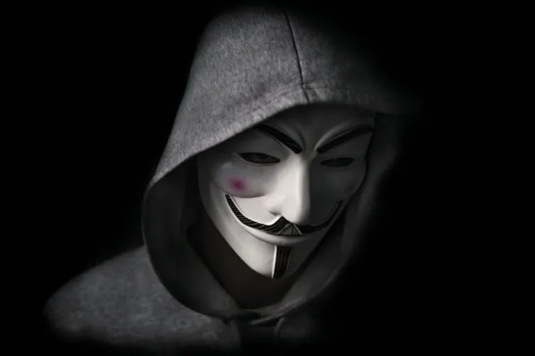 Anonymous le declaró la guerra a Rusia: hackeo a la televisión estatal con  imágenes de Ucrania - LA NACION