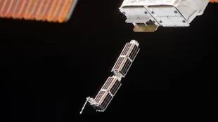 Una serie de CubeSats fue lanzada al espacio desde la Estación Espacial Internacional