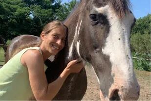 Rescata caballos maltratados, pero vive un drama y pide ayuda a la comunidad