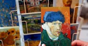 Millones de personas de todo el mundo quieren un poquito de Van Gogh, así sea en una postal