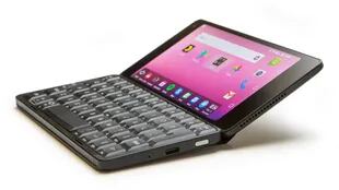 La Gemini PDA usa Android 7.1, tiene teclado y dos puertos USB-C para ampliar sus funciones