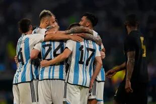 Escena del partido amistoso que disputan Argentina y Curazao